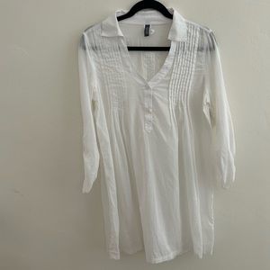 Short white cotton dress
